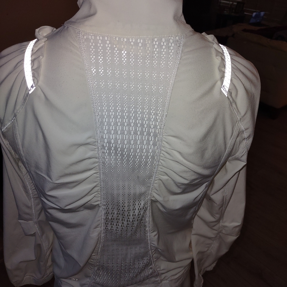 Lululemon Reflective Jacket. - image 6